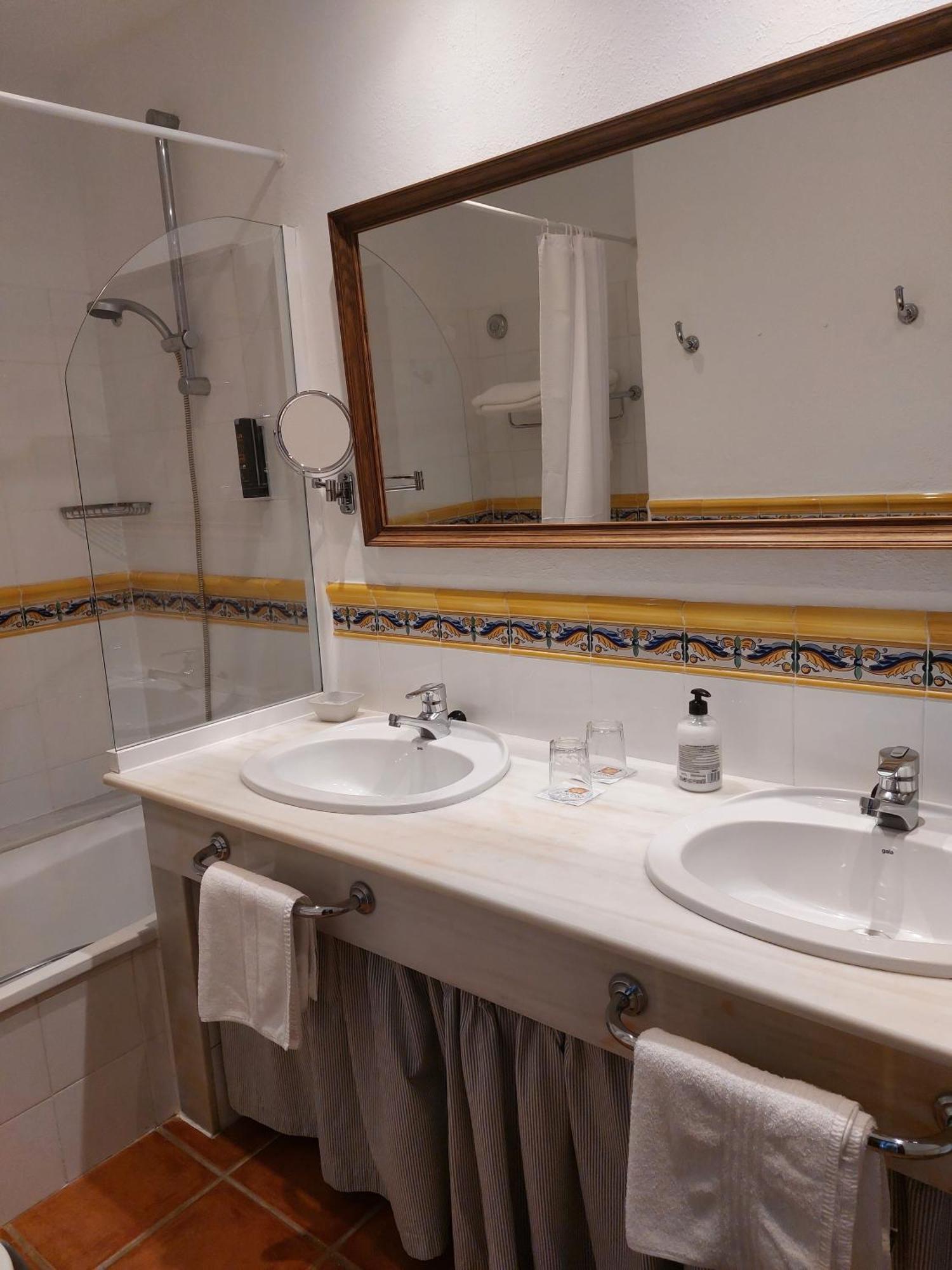 ホテル Molino Del Santo Benaoján 部屋 写真